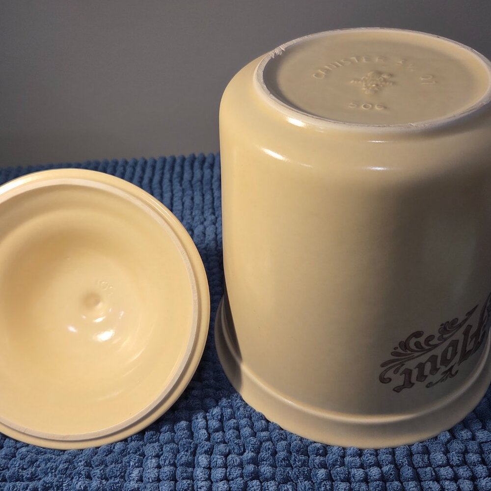 Pfaltzgraff Village stoneware 3 1/2QT Flour canister, 11in tall, straight side - Picture 2 of 4